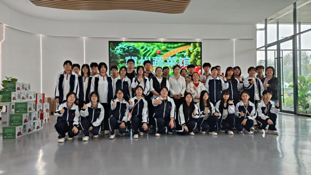 探秘现代农业 培育专业新苗——冀州职教中心农林专业学子开启研学之旅(图9) 10.png