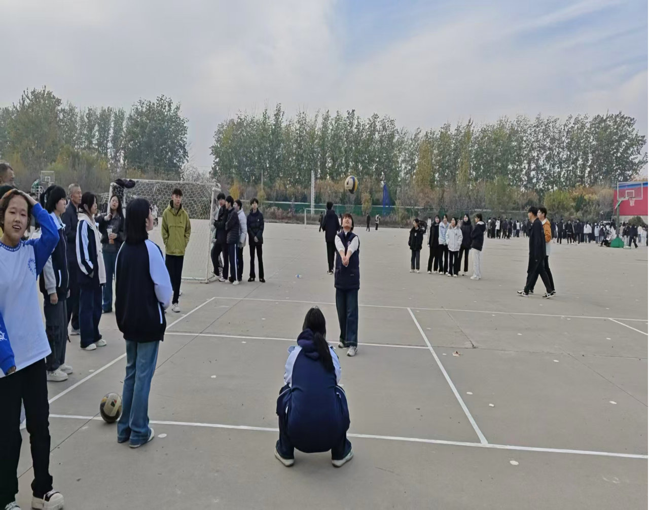 青春绽放 赛场竞先--冀州职教中心圆满举办2025年秋季运动会(图11) 微信图片_2026-01-26_084017_358.png