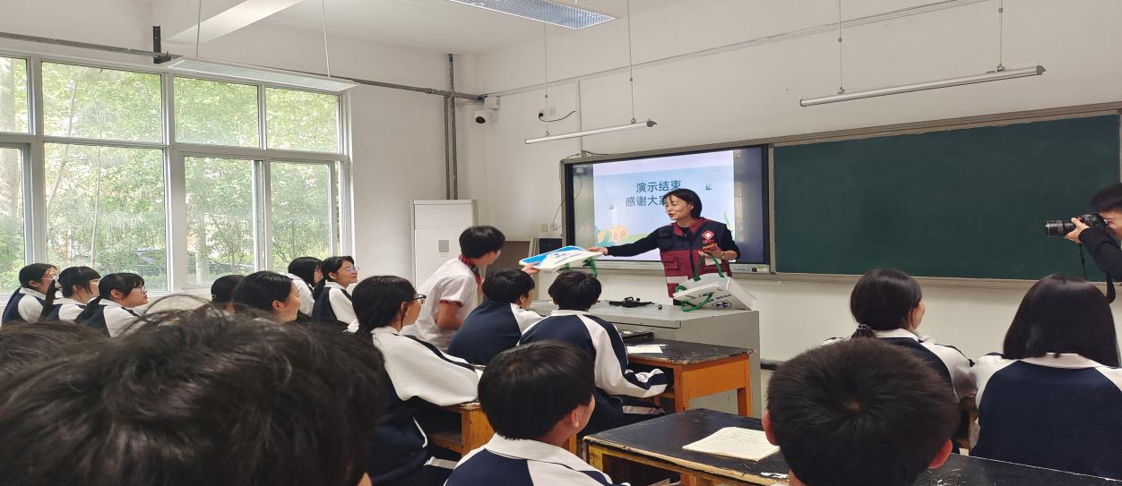 【培训活动】双训赋能护健康 凝心聚力守初心 ——冀州职教中心开展师生身心健康专题培训(图4) 微信图片_2026-10-28_172711_000.png